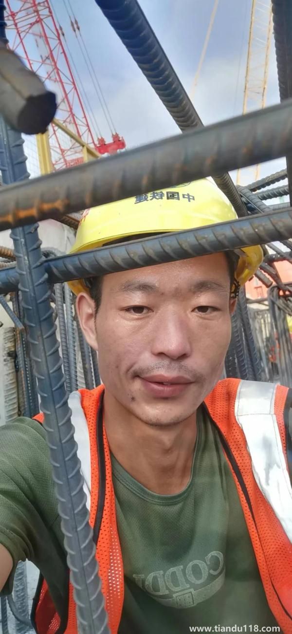 90后小伙被誤認為60后，數(shù)萬網(wǎng)友卻為他點贊