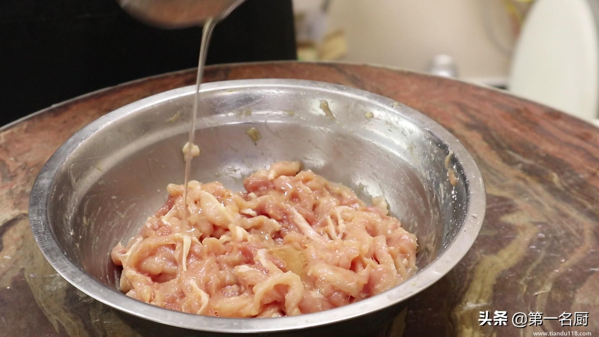 魚香肉絲的做法(魚香肉絲怎么做)(圖5) 魚香肉絲的做法(魚香肉絲怎么做)(圖5)