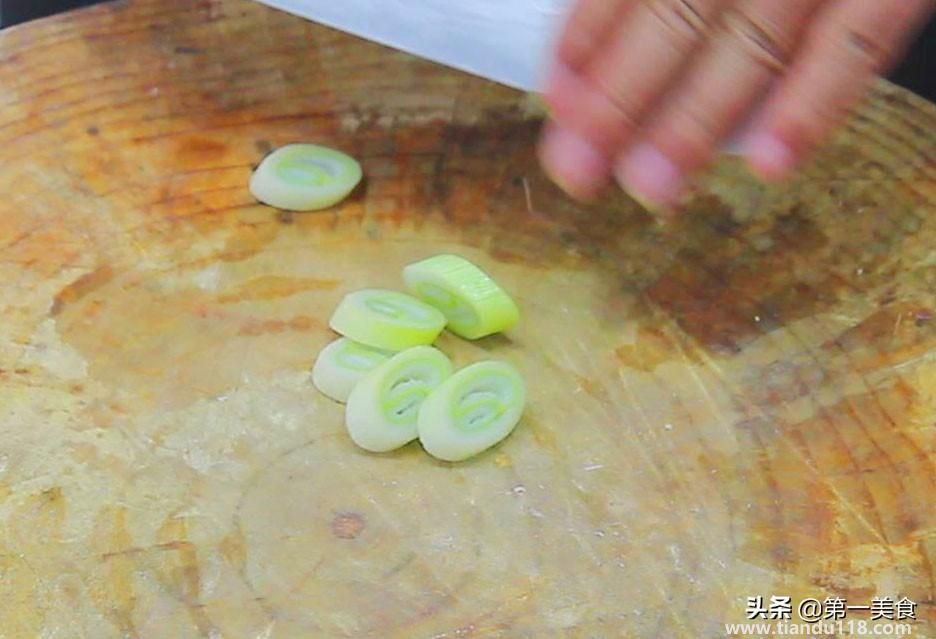 紅燒豬蹄的做法(紅燒豬蹄怎么做)(圖3) 紅燒豬蹄的做法(紅燒豬蹄怎么做)(圖3)