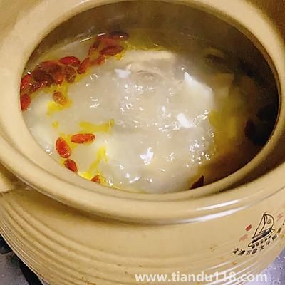 椰子燉雞湯的做法(椰子燉雞湯怎么做)(圖6) 椰子燉雞湯的做法(椰子燉雞湯怎么做)(圖6)