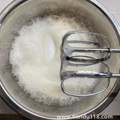 戚風蛋糕的做法(戚風蛋糕怎么做)(圖4) 戚風蛋糕的做法(戚風蛋糕怎么做)(圖4)