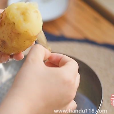 土豆泥的做法(土豆泥怎么做)(圖4) 土豆泥的做法(土豆泥怎么做)(圖4)