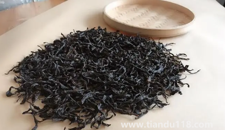 鴨屎香檸檬茶是不是用鴨屎做的（鴨屎香檸檬茶和普通檸檬茶的區(qū)別在哪）