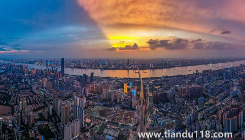 武漢21度冷嗎(武漢什么時候20多度)(圖1) 武漢21度冷嗎1