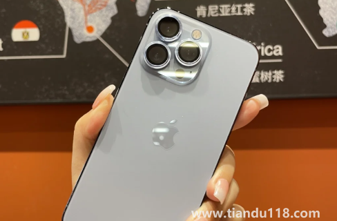 iPhone14能代替單反嗎（iPhone14真的是藥丸屏嗎）