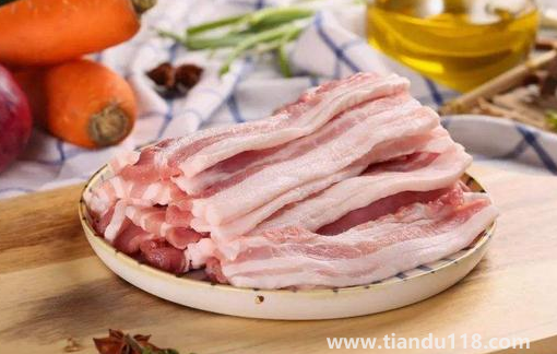 豬肉夜里發(fā)出藍光能吃嗎(豬肉怎么挑選)(圖3) 豬肉夜里發(fā)出藍光能吃嗎3