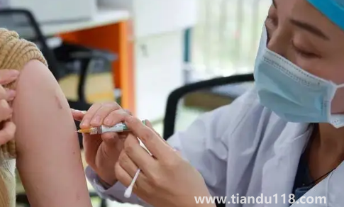 支付寶九價(jià)疫苗預(yù)約是真的嗎(九價(jià)疫苗怎么辨別真?zhèn)危?圖1) 支付寶九價(jià)疫苗預(yù)約是真的嗎1