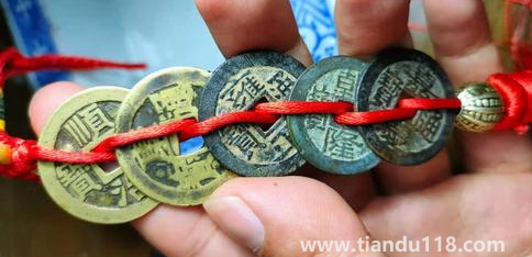 五帝錢(qián)能不能掛一對(duì)(使用五帝錢(qián)的禁忌有哪些)(圖3) 五帝錢(qián)能不能掛一對(duì)3