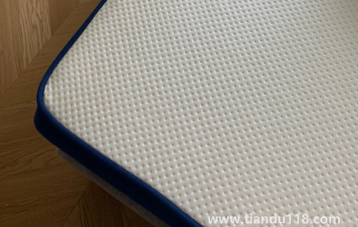 藍(lán)盒子床墊退貨的會再次銷售嗎（藍(lán)盒子床墊太軟了睡覺腰酸背疼正常嗎）