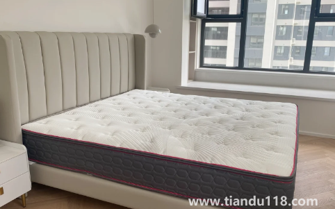 藍(lán)盒子床墊和慕思床墊哪個好（藍(lán)盒子床墊和慕思床墊怎么選）