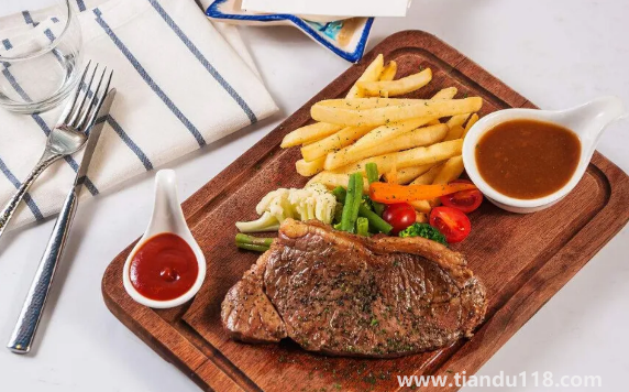 牛排一般多少錢一份(吃牛排的注意事項)(圖3) 牛排一般多少錢一份3