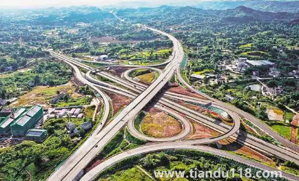 2023元旦高速路免費(fèi)幾天不收費(fèi)(元旦上高速有什么要注意的)(圖3) 2023元旦高速路免費(fèi)幾天不收費(fèi)3