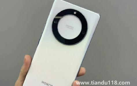 榮耀 X40是曲面屏嗎(榮耀 X40有沒(méi)有閃光燈)(圖3) 榮耀 X40是曲面屏嗎3