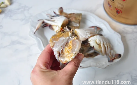 梭子蟹切好了以后放冰箱可以嗎(梭子蟹怎么放冰箱保存)(圖2) 梭子蟹切好了以后放冰箱可以嗎2