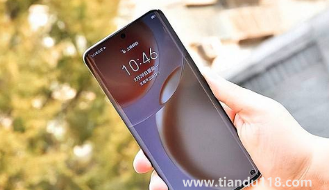 榮耀magic5是小屏手機(jī)是真的嗎（榮耀Magic5最新消息）