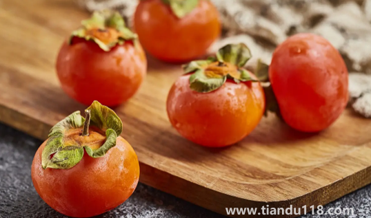 硬柿子放久了會變成軟柿子嗎（硬柿子和軟柿子的區(qū)別）