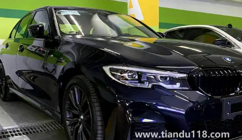 寶馬為什么炭黑最受歡迎(寶馬成立于哪一年)(圖3) 寶馬為什么炭黑最受歡迎3