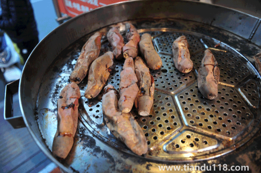 烤紅薯和蒸紅薯的熱量是一樣的嗎(烤紅薯減肥期間可以吃嗎)(圖3) 烤紅薯和蒸紅薯的熱量是一樣的嗎3