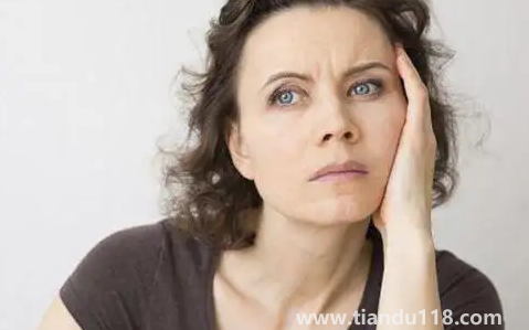 絕經(jīng)一年老十年是真的嗎(絕經(jīng)后良性出血特征)(圖3) 絕經(jīng)一年老十年是真的嗎3