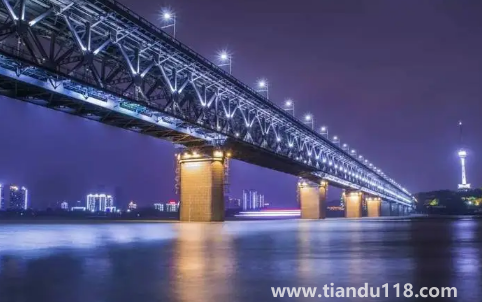 武漢冬天蓋什么被子不容易潮(在武漢冬天蓋什么被子好)(圖3) 武漢冬天蓋什么被子不容易潮3