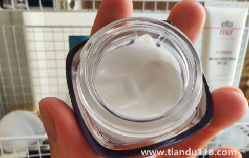 歐萊雅20面霜搓泥是什么情況(歐萊雅20霜半個月真實反饋)(圖4) 歐萊雅20面霜搓泥是什么情況4