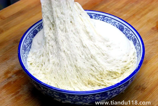 發(fā)面發(fā)不起來如何補(bǔ)救(發(fā)面的正確方法)(圖2) 發(fā)面發(fā)不起來如何補(bǔ)救2