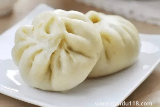 牛肉餡包子蒸多長(zhǎng)時(shí)間能好(牛肉餡包子的做法)(圖3) 牛肉餡包子蒸多長(zhǎng)時(shí)間能好3