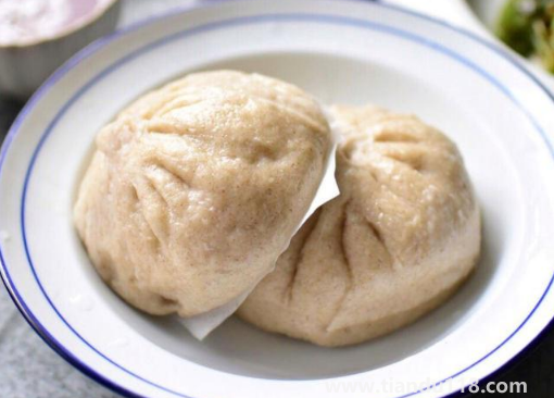 牛肉餡包子蒸多長(zhǎng)時(shí)間能好(牛肉餡包子的做法)(圖2) 牛肉餡包子蒸多長(zhǎng)時(shí)間能好2
