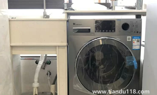 租客洗衣機用了一年壞了誰負責2