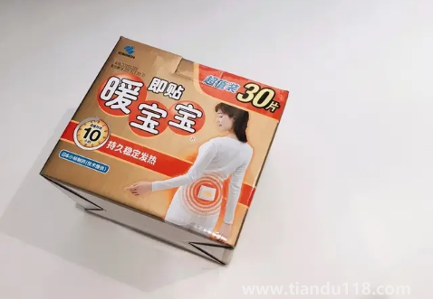 暖寶寶的黑色粉末撒衣服上可以洗掉嗎（暖寶寶里面的黑色粉末是什么）