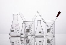 氫氧化鈉和稀鹽酸反應 氫氧化鈉加稀鹽酸現(xiàn)象